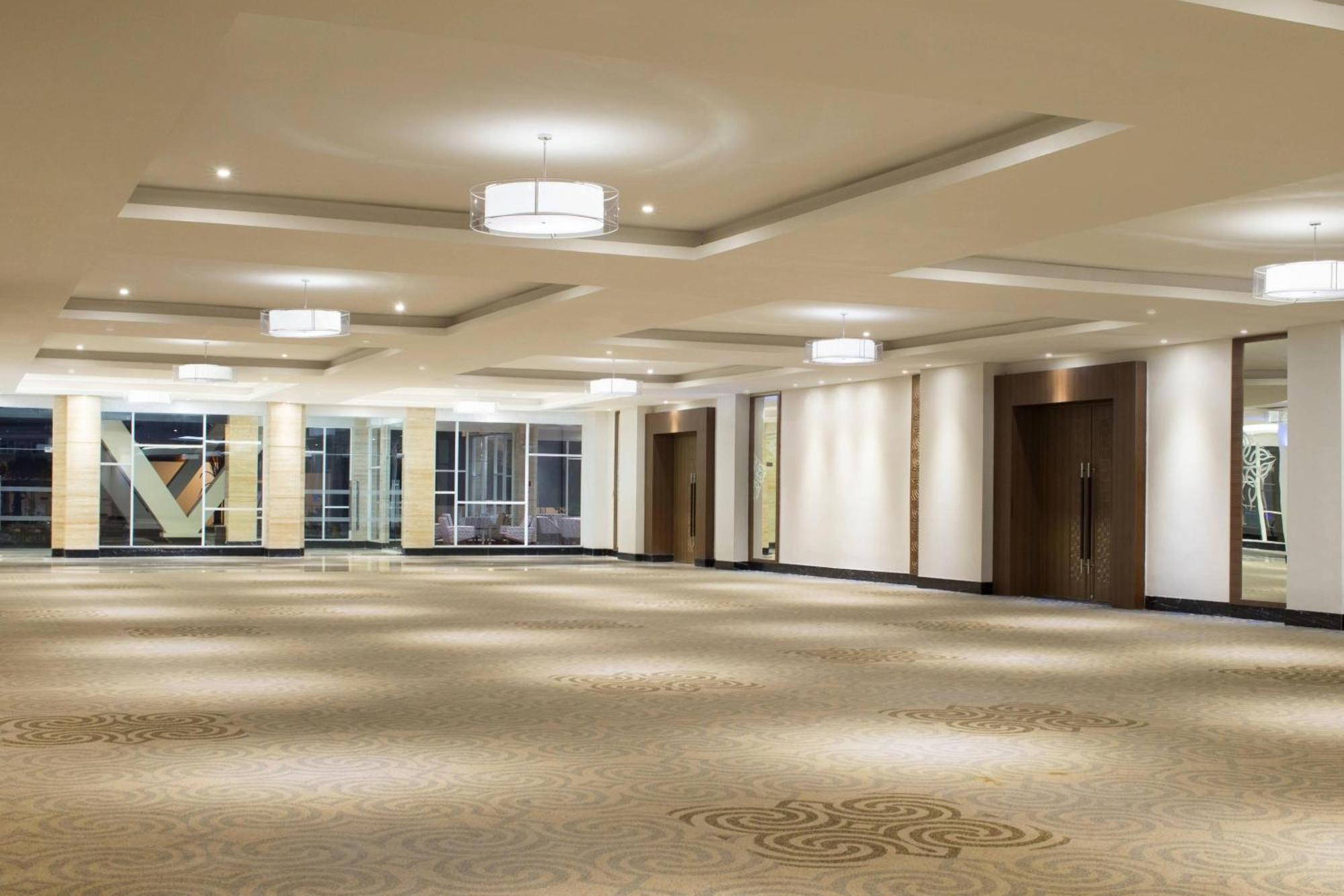 望加锡福朋喜来登酒店 马卡萨 外观 照片